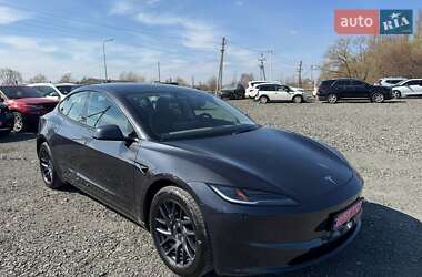 Седан Tesla Model 3 2024 в Луцьку