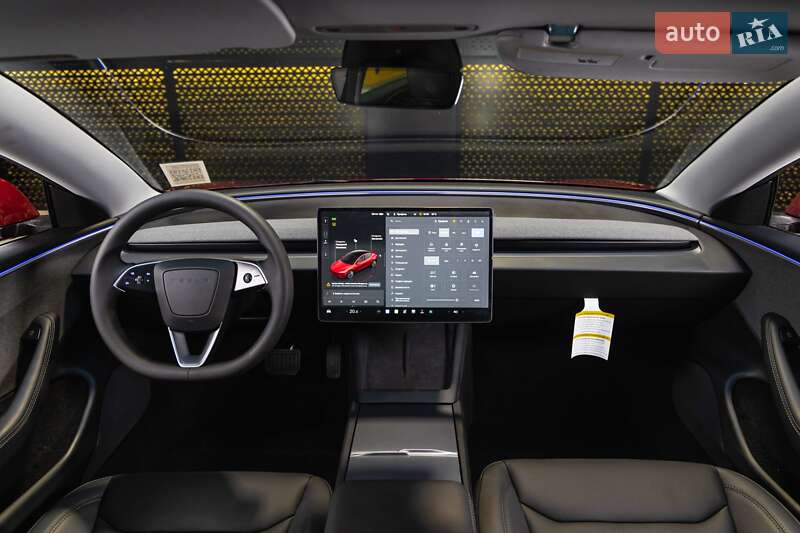 Седан Tesla Model 3 2024 в Луцьку