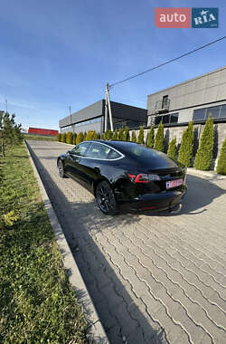 Седан Tesla Model 3 2020 в 