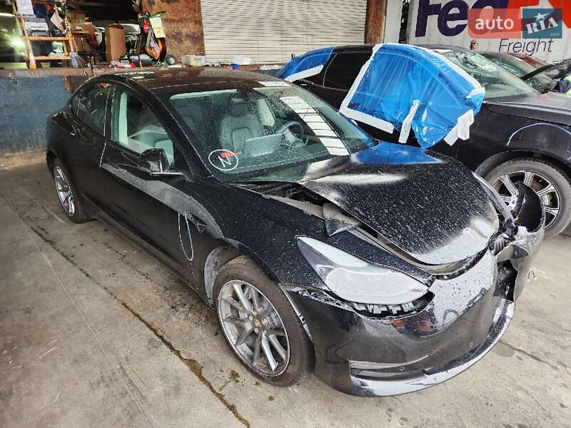 Седан Tesla Model 3 2022 в Луцке фото 10 Седан Tesla Model 3 2022 в Луцке