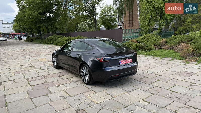 Седан Tesla Model 3 2024 в Белой Церкви
