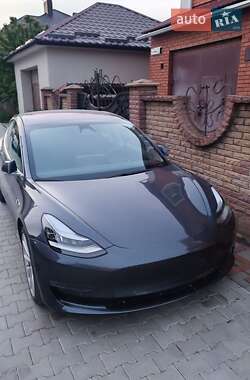 Седан Tesla Model 3 2018 в 