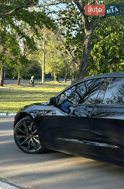 Седан Tesla Model 3 2018 в 