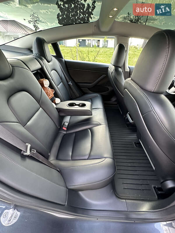 Седан Tesla Model 3 2023 в Коростені фото 23 Седан Tesla Model 3 2023 в Коростені