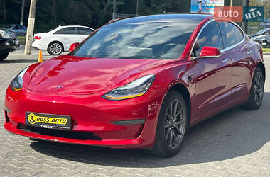 Седан Tesla Model 3 2019 в 