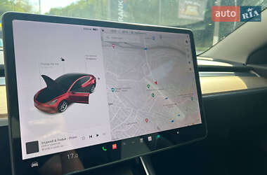 Седан Tesla Model 3 2019 в 