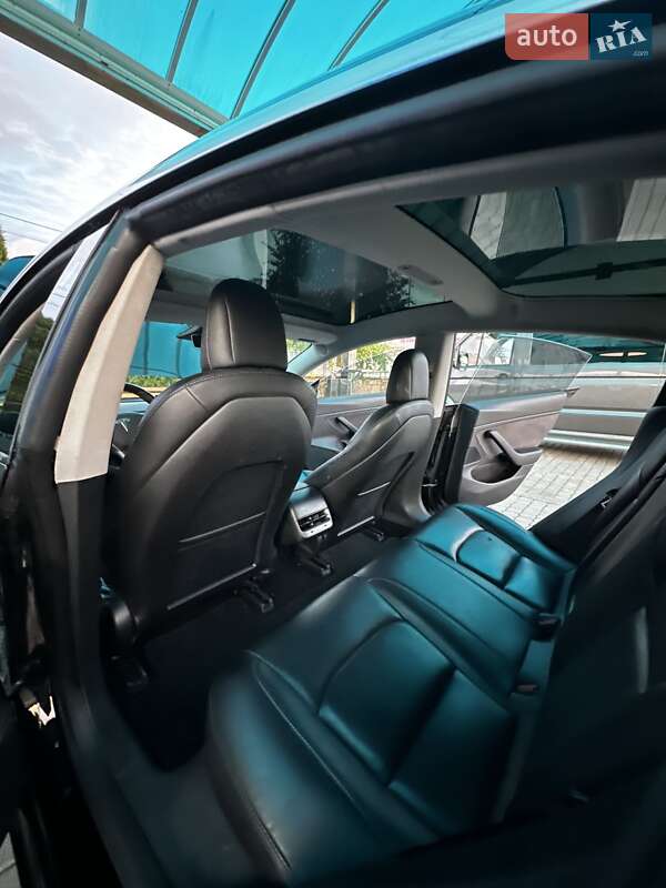 Седан Tesla Model 3 2018 в Березному фото 11 Седан Tesla Model 3 2018 в Березному