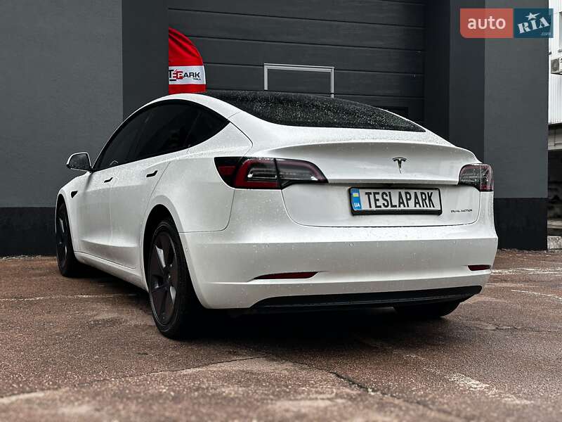 Седан Tesla Model 3 2022 в Киеве фото 8 Седан Tesla Model 3 2022 в Киеве
