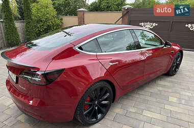 Седан Tesla Model 3 2019 в 