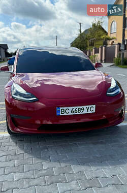 Седан Tesla Model 3 2018 в 