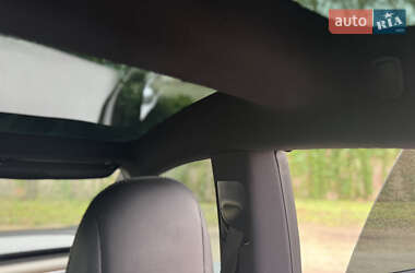Седан Tesla Model 3 2020 в 