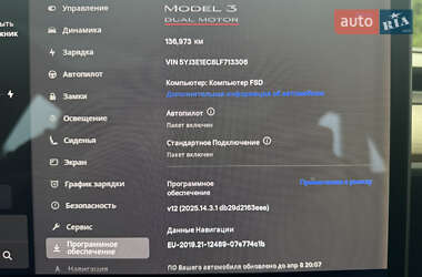 Седан Tesla Model 3 2020 в 