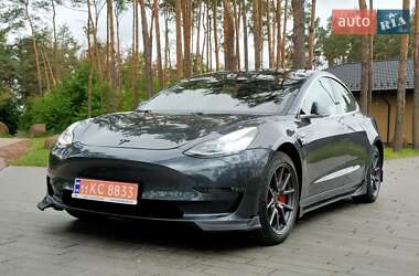 Седан Tesla Model 3 2019 в 