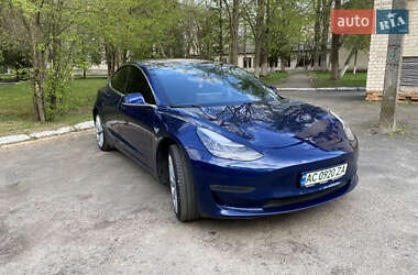 Седан Tesla Model 3 2018 в 