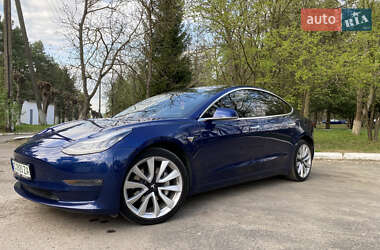Седан Tesla Model 3 2018 в Луцке