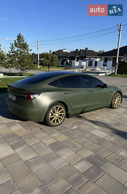 Седан Tesla Model 3 2019 в 