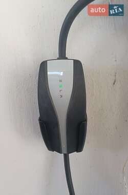 Седан Tesla Model 3 2020 в 