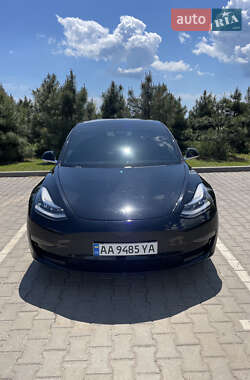 Седан Tesla Model 3 2018 в Одесі