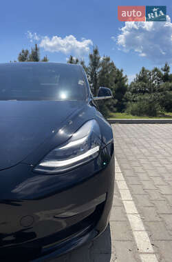 Седан Tesla Model 3 2018 в 