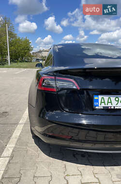 Седан Tesla Model 3 2018 в Одессе
