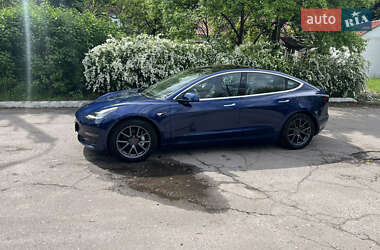 Седан Tesla Model 3 2018 в 