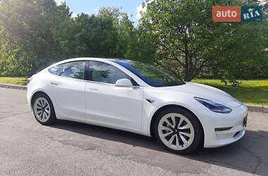 Седан Tesla Model 3 2018 в 