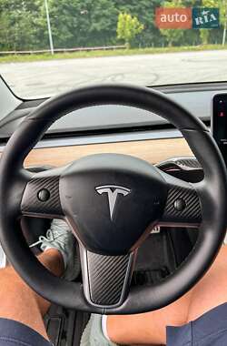 Седан Tesla Model 3 2019 в 