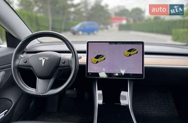Седан Tesla Model 3 2018 в 