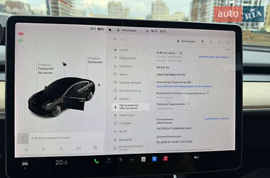 Седан Tesla Model 3 2020 в 