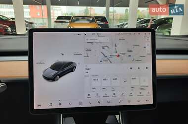 Седан Tesla Model 3 2018 в 