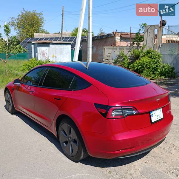 Седан Tesla Model 3 2021 в Києві