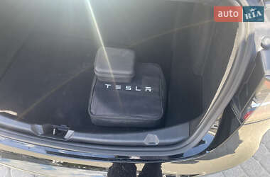 Седан Tesla Model 3 2018 в 
