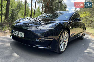 Седан Tesla Model 3 2019 в 
