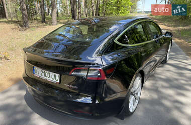 Седан Tesla Model 3 2019 в 