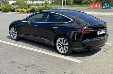 Седан Tesla Model 3 2018 в 