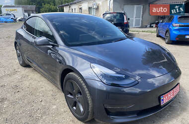 Седан Tesla Model 3 2021 в Дубно
