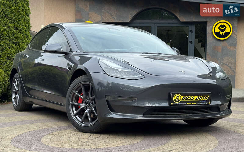 Tesla Model 3 2023