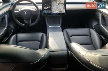 Седан Tesla Model 3 2018 в 