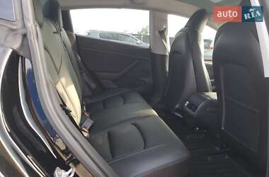 Седан Tesla Model 3 2018 в 