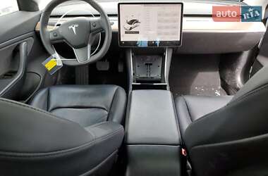 Седан Tesla Model 3 2019 в 