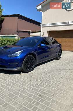 Седан Tesla Model 3 2018 в 