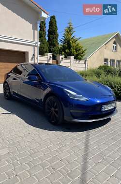 Седан Tesla Model 3 2018 в 