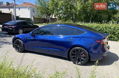 Седан Tesla Model 3 2018 в 