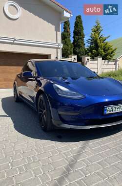 Седан Tesla Model 3 2018 в 