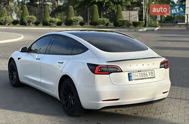 Седан Tesla Model 3 2022 в Одессе
