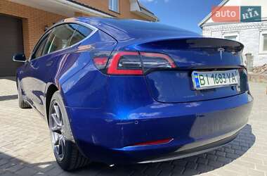 Седан Tesla Model 3 2019 в Кременчуге