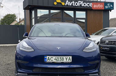 Седан Tesla Model 3 2018 в 