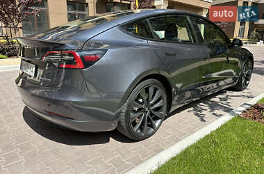 Седан Tesla Model 3 2018 в 