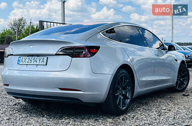 Седан Tesla Model 3 2018 в 