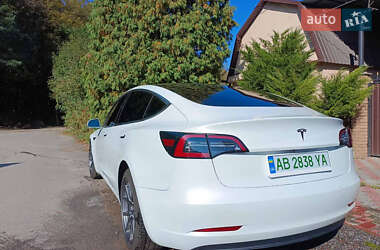Седан Tesla Model 3 2018 в 